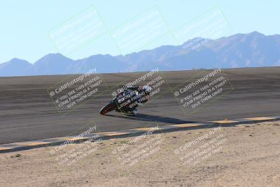 media/Dec-06-2024-CVMA Friday Practice (Fri) [[e1d1c5d4fc]]/4-Group 4 and Trackday/Session 5 (Bowl)/